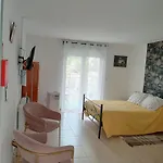 Konukevi Casa Coruja 3*